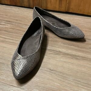 Vionic Silver Ballet Flat